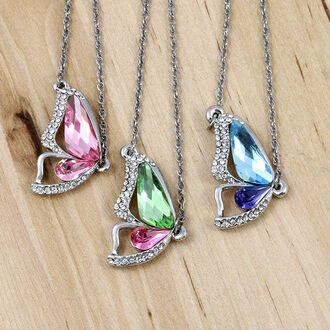 Luxusní náhrdelník ve tvaru motýla s krystaly Swarovski elements