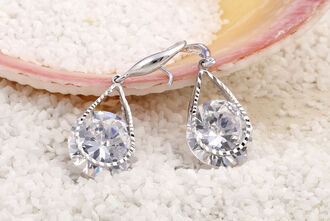 Náušnice kapičky s broušeným zirkonem
