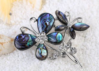 Brož motýlci s Paua perletí