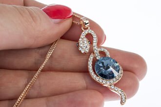 Náhrdelník had s krystalem Swarovski elements