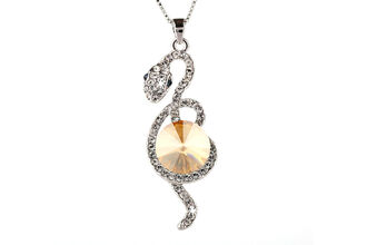 Přívěsek had s krystalem Swarovski elements