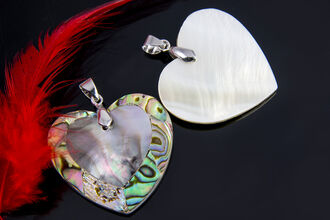 Přívěsek srdíčko s Paua perletí