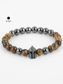 Exkluzivní náramek z korálků hematitu a tygřího oka s helmou 
