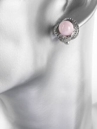 Krásné náušnice s keramickými kuličkami s drobnými krystaly z chirurgické oceli 