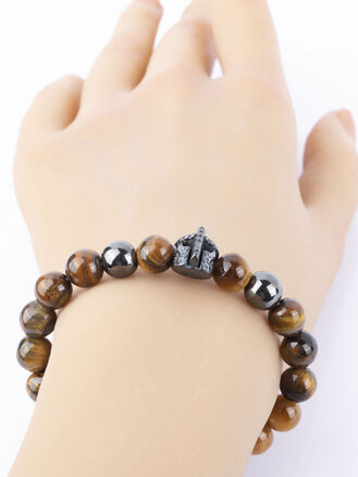 Exkluzivní náramek z korálků hematitu a tygřího oka s helmou 