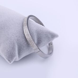 Náramek Princess Dream chirurgická ocel tři řady krystalků