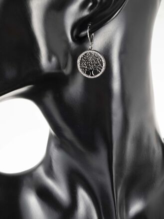 Krásné náušnice z chirurgické oceli s motivem stromu života s čirými krystaly