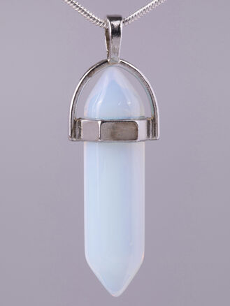 Exkluzivní amulet ve tvaru kyvadla z měsíčního kamene 