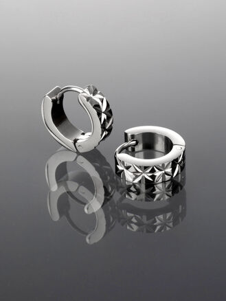 Náušnice kruhy s rytým vzorem z chirurgické oceli