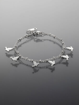 Krásný dvojitý náramek z chirurgické oceli s drobnými holubičkami a kuličkami