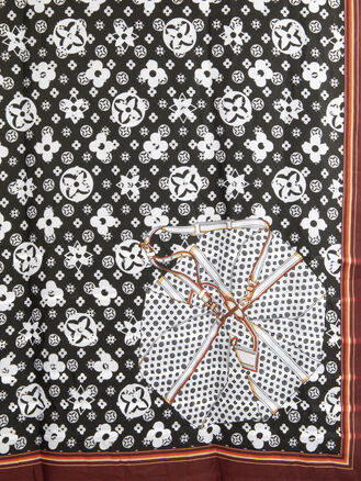 Delfin lehká dámská šála s ornamenty