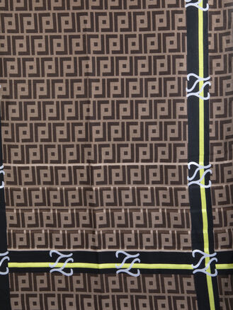 Delfin lehká dámská šála s ornamenty