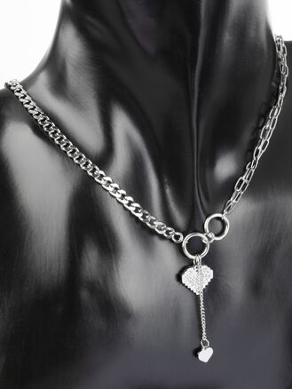 Krásný masivní náhrdelník z chirurgické oceli se srdíčkem s drobnými čirými krystaly