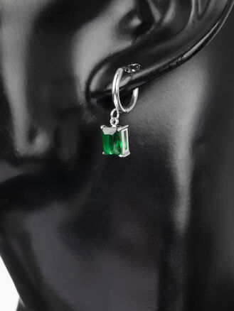 Luxusní náušnice z chirurgické oceli s obdélníkovým přívěskem se zeleným krystalem 