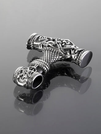 Exkluzivní přívěsek z chirurgické oceli ve tvaru zdobené kotvy 