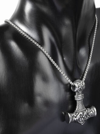 Exkluzivní přívěsek z chirurgické oceli ve tvaru zdobené kotvy 