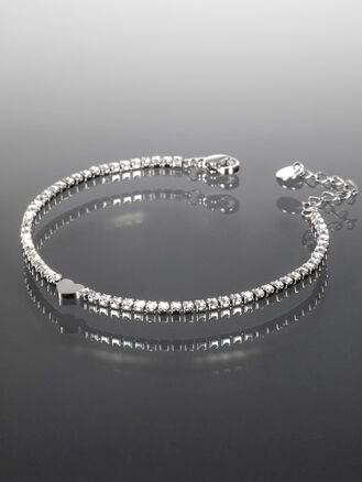 Náramek z chirurgické oceli s čirými krystaly a srdíčkem