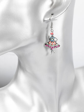 Fashion jewelry náušnice dívka v šatech