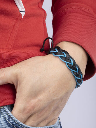 Pánský kožený pletený náramek černý