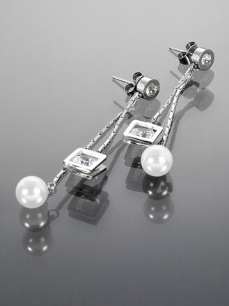 Náušnice z chirurgické oceli s krystalky a perličkami