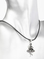 Fashion Jewelry náhrdelník dívka v šatech