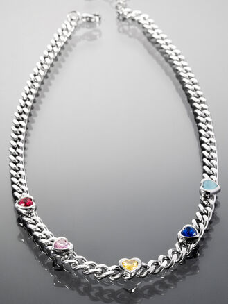 Exkluzivní robustní náhrdelník z chirurgické oceli se srdíčky s barevnými kamínky 