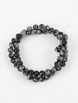 Korálková šňůra z kuliček vločkového obsidiánu, velikost korálků 6 mm