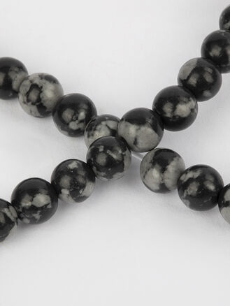 Korálková šňůra z kuliček vločkového obsidiánu, velikost korálků 6 mm