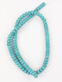 Korálková šňůra z tyrkysových zploštělých kuliček tyrkysu, velikost korálků 6 mm