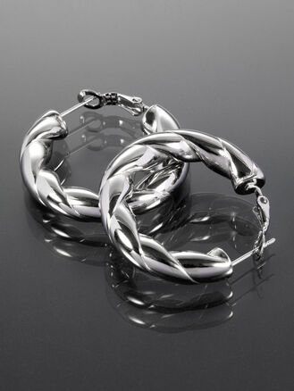 Náušnice z chirurgické oceli kruhy  s rytím