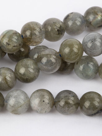 Šňůrka z korálků  z labradoritu