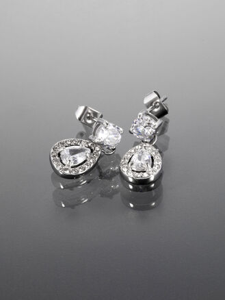 Elegantní náušnice z chirurgické oceli s krystalky