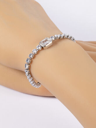 Elegantní náramek z chirurgické oceli s krystaly