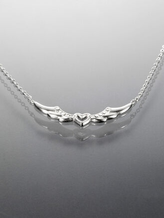 Náhrdelník z chirurgické oceli se srdíčkem