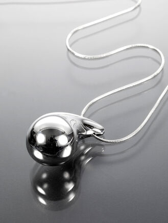 Náhrdelník z chirurgické oceli kapka