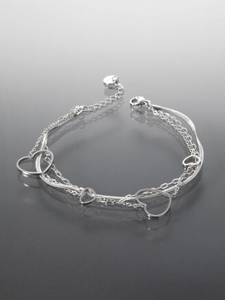 Náramek z chirurgické oceli se srdíčky