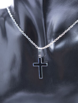 Přívěsek z chirurgické oceli, černo stříbrný křížek