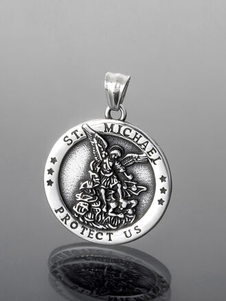 Stylový přívěsek na řetízek z chirurgické oceli archanděl Michael