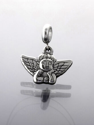 Drobný přívěsek z leštěné chirurgické oceli, anděl
