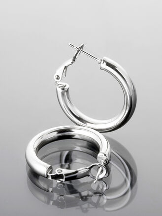 Elegantní kruhové náušnice z leštěné chirurgické oceli stříbrné barvy, Ø 2,5 cm
