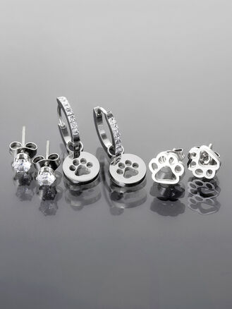 Tři páry náušnic z leštěné chirurgické oceli, kroužky a pecky, motiv tlapka