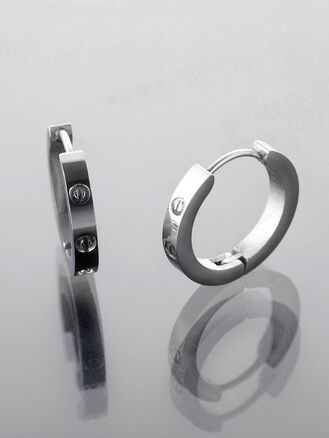 Moderní kruhové náušnice z leštěné chirurgické oceli stříbrné barvy s kamínky, Ø 1,8 cm