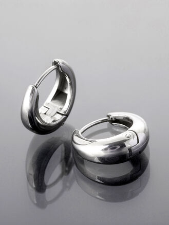 Kruhové náušnice z leštěné chirurgické oceli, Ø 1,7 cm