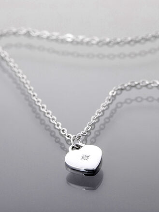 Elegantní náhrdelník z chirurgické oceli, řetízek se srdíčkem