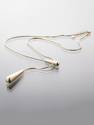 Elegantní zlatý náhrdelník z chirurgické oceli pro moderní ženu