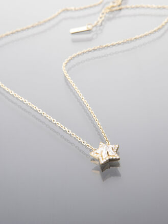 Elegantní náhrdelník z chirurgické oceli ve tvaru hvězdy s krystalem