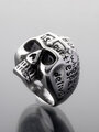 Masivní prsten z chirurgické oceli s lebkou