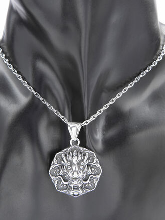 Přívěsek bájný kraken z leštěné chirurgické oceli, stříbrná barva kovu