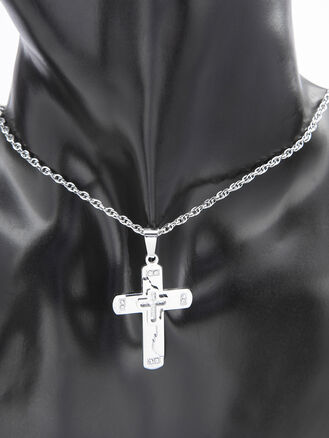 Výrazný přívěsek kříž s křížem z leštěné chirurgické oceli