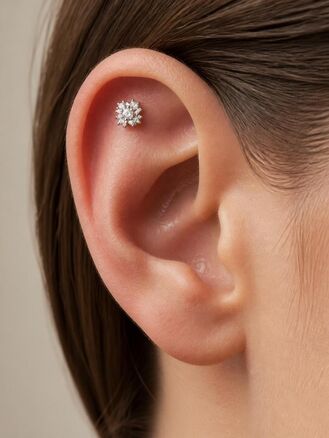 Piercing do brady, ucha nebo rtu, kvítek s krystalky, chirurgická ocel sříbrná barva